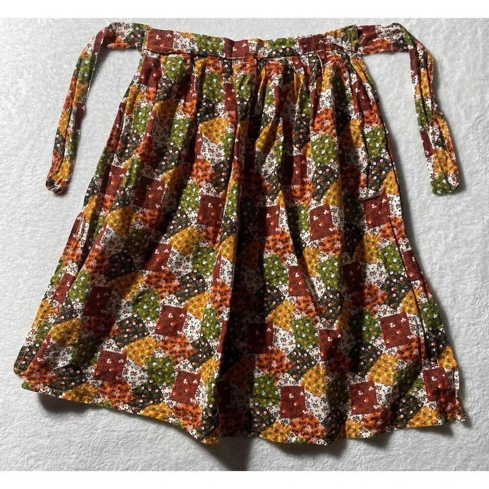 Vintage 60s - 70s Cottage Core Retro Patchwork Print Half Apron Women’s S